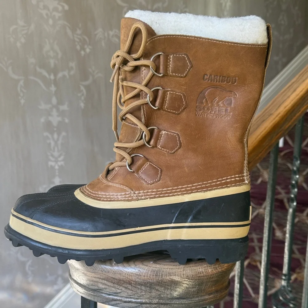 SORREL CARIBOU ladies brand new waterproof boots never worn size 10